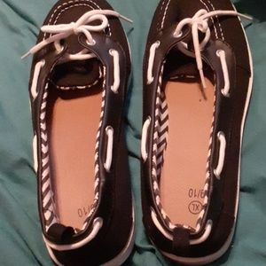 Comfortable slide ons never been worn